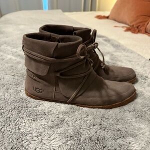 Ugg Reid Moccasin booties
